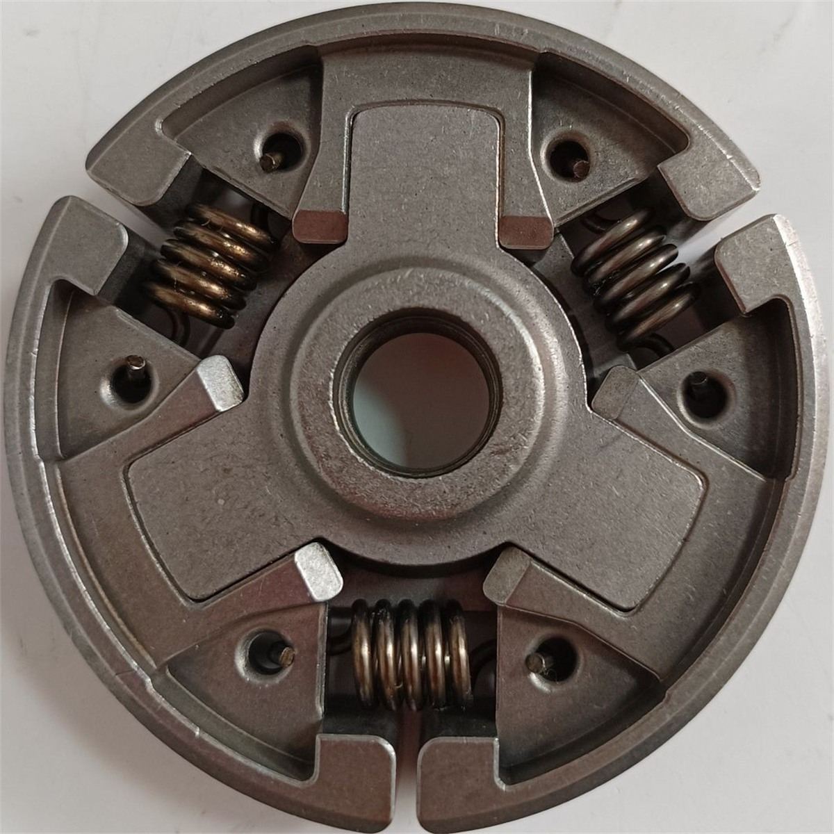 3-Shoe Centrifugal Chainsaw Clutch Assemblies (038 / 381 Series) - view 3